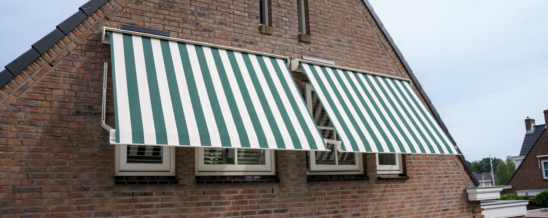 Header uitvalschermen verasol